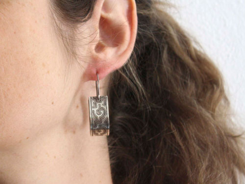 The gold cities, Pre-Hispanic zapotec meander earrings in sterling silver