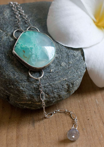 Vaidurya, tropical paradise bracelet in sterling silver and chrysoprase