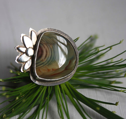 Nenufar, lotus flower ring in sterling silver and royal imperial japser