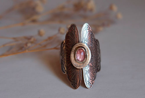 Psyche, butterfly ring in sterling silver and pink corundum