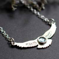 The dawn go between, eagle necklace in sterling silver and spinel