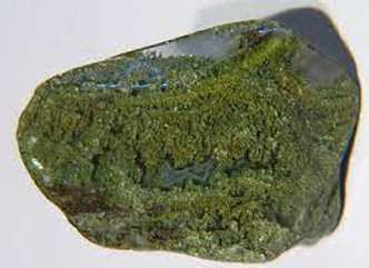 The history, benefits and virtues of moss agate