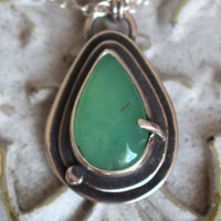 Chrysoprase teardrop, romantic necklace in silver and chrysoprase