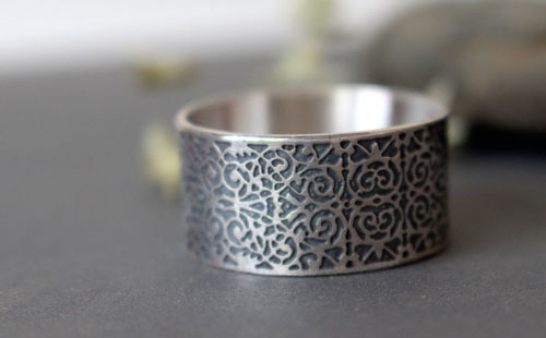 Gentleman, baroque dandy ring in sterling silver
