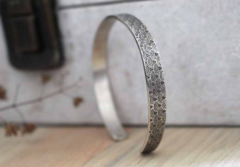 Kaito, seigaiha bracelet, Japanese wave in silver