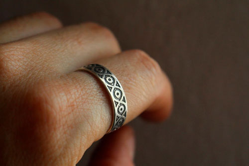 Livunn, engraved Viking ring in sterling silver