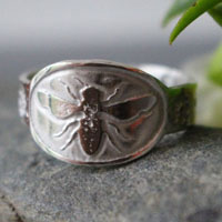 Melissa, bee ring in sterling silver