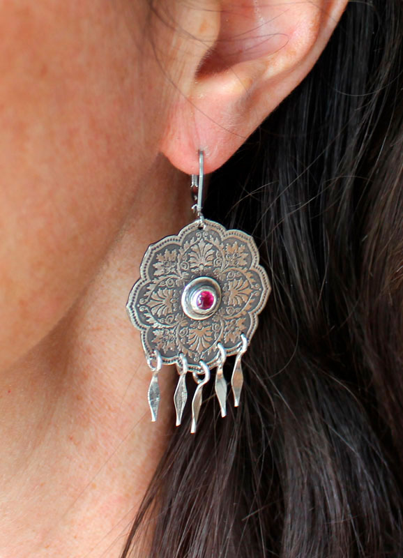 Rose, leaves earrings in silver and zircon