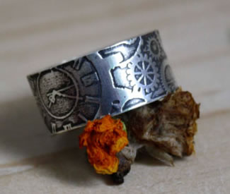 Sterling silver engraved ring, Doctor Jekyll