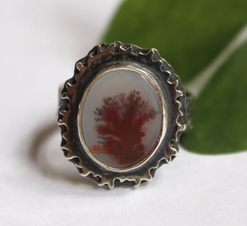 Dendritic agate, history and healing properties