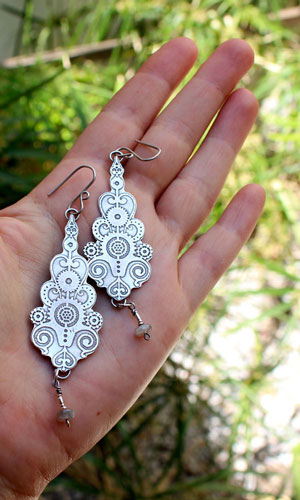 6° per minute, steampunk clockwork earrings in silver and labradorite