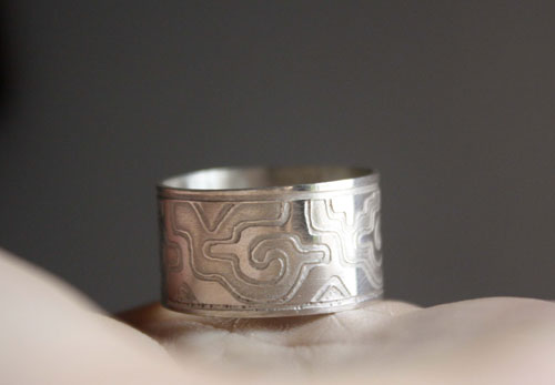 Ga Yixe, Mixtec meander ring in sterling silver 