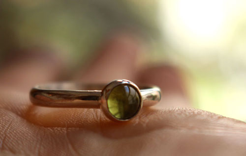 Fig leaf, sterling silver peridot ring