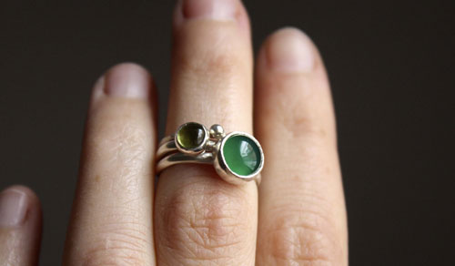 Green tea from Himalaya, sterling silver stacking rings with green agate and peridot