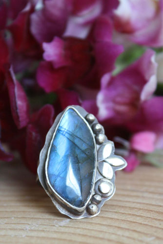 Another moonlight serenade, labradorite sterling silver ring