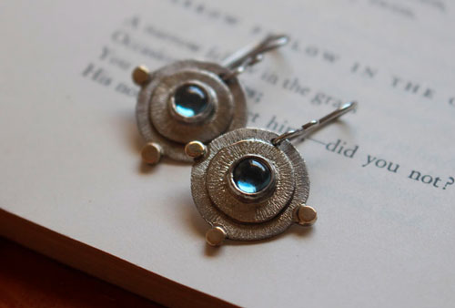 Azure sun, escape earrings in sterling silver, gold and blue zircon