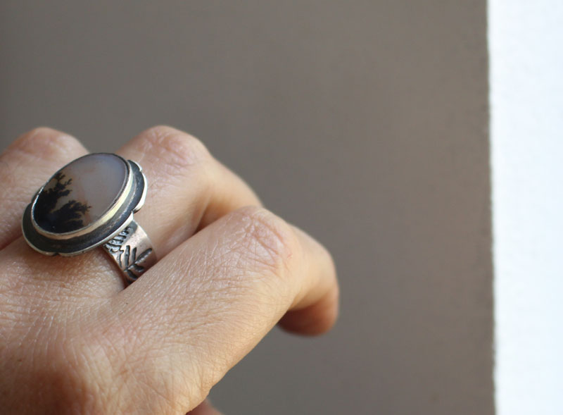 Dusk flowers, flower landscape ring in sterling silver and dendritic agate