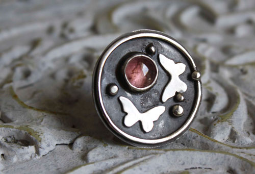 Dying with roses, butterfly totem series ring in sterling silver and tourmaline