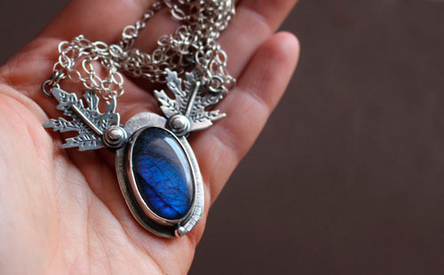 Frost leaves, leaf necklace in sterling silver and labradorite