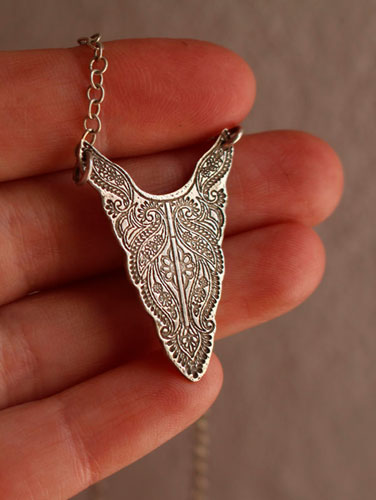Fullness, buffalo totem necklace in sterling silver 