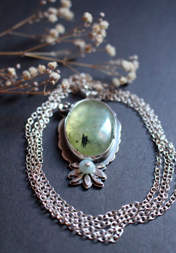 Hortense, floral cameo necklace in sterling silver, prehnite and amazonite