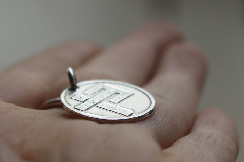 13, Indochine pendant in sterling silver