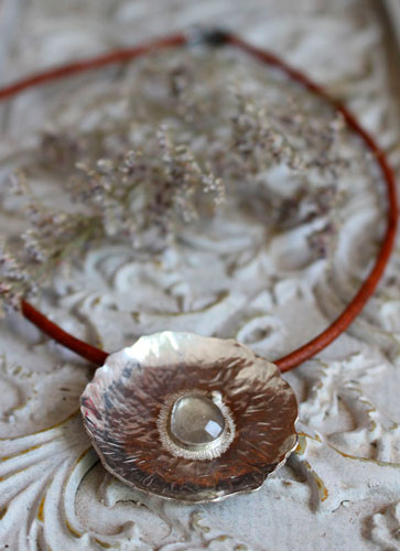 Lily pad under the rain, water lily necklace in sterling silver and sapphire