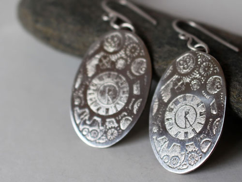 Mechanic hands, oval steampunk gears earrings in sterling silver