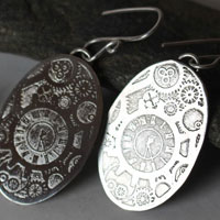 Mechanic hands, oval steampunk gears earrings in sterling silver