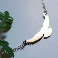 Message, bird necklace in sterling silver
