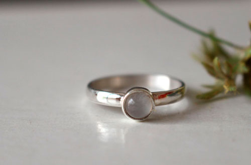 Moonstone, half round wire ring in sterling silver and moonstone