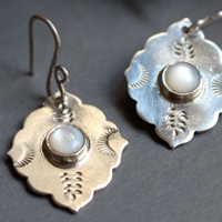 Morning star, oriental earrings in sterling silver and nacre
