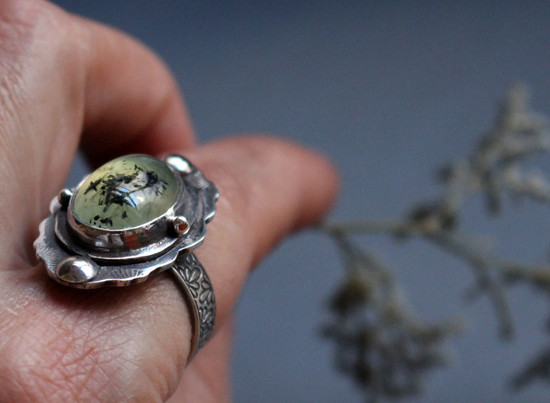 Moss poem, botanical cocktail ring in sterling silver and prehnite