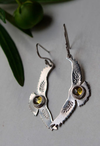 Ode to the sun, bird earrings in sterling silver and yellow zircon