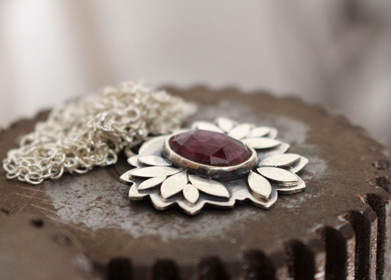 Ruby flower, botanical necklace in sterling silver and ruby