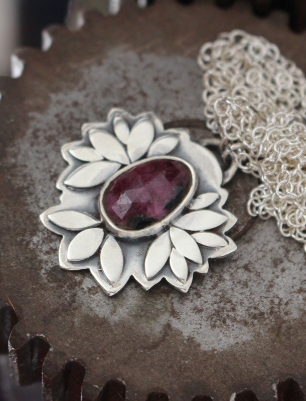 Ruby flower, botanical necklace in sterling silver and ruby