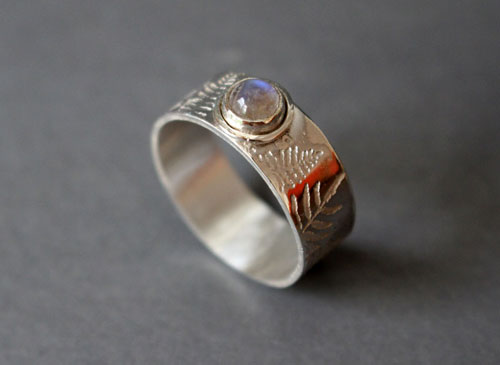 Silver fern, Maori legend ring in sterling silver and rainbow moonstone