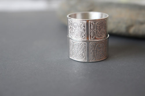 Sincere commitment, Medieval illumination wedding rings in sterling silver