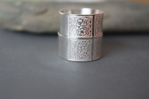 Sincere commitment, Medieval illumination wedding rings in sterling silver