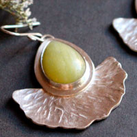 Sun leaves, gingko leaves earrings in sterling silver and aventurine