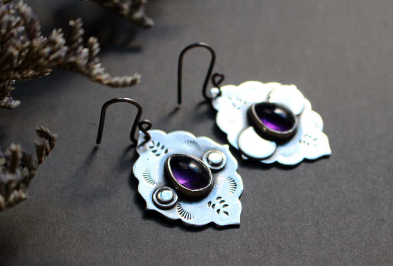 The evening star, Moorish architecture earrings in sterling silver and amethyst 