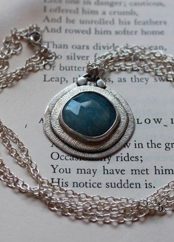 The eye of the sea, marine life necklace in sterling silver and aquamarine