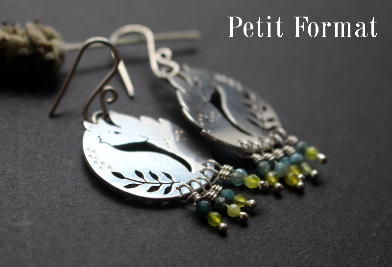 The small fox of the wheat, fox and leaves earrings in sterling silver, blue and green agate