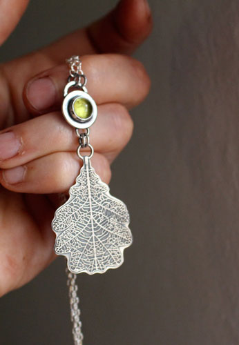 The legend of the oak tree, tree of history necklace in sterling silver and peridot