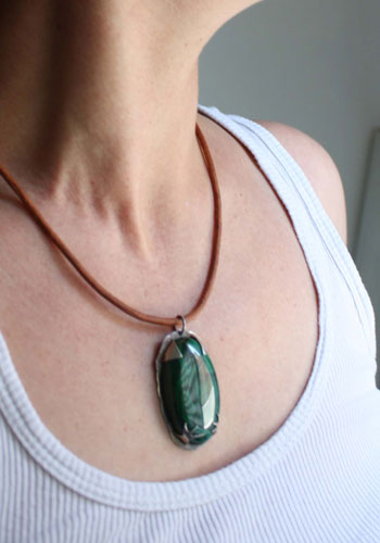 The realm of the crow, bird pendant in sterling silver and malachite