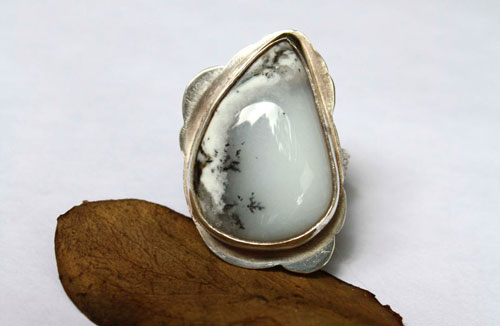 Under the snow, resting nature ring in sterling silver and dendritic agate