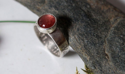 Valentina, birthstone ring in sterling silver and pink tourmaline