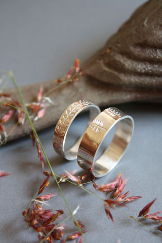 Vegetal harmony, personalized wedding rings in sterling silver