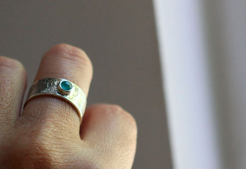 With the flow, mandala ring in sterling silver and blue apatite