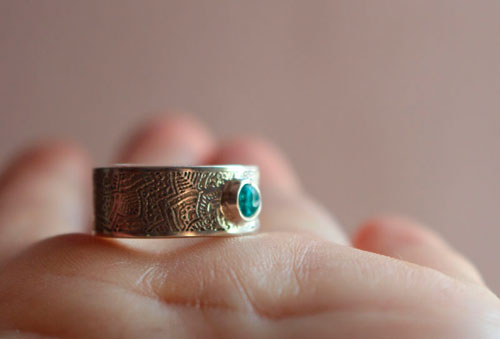 With the flow, mandala ring in sterling silver and blue apatite